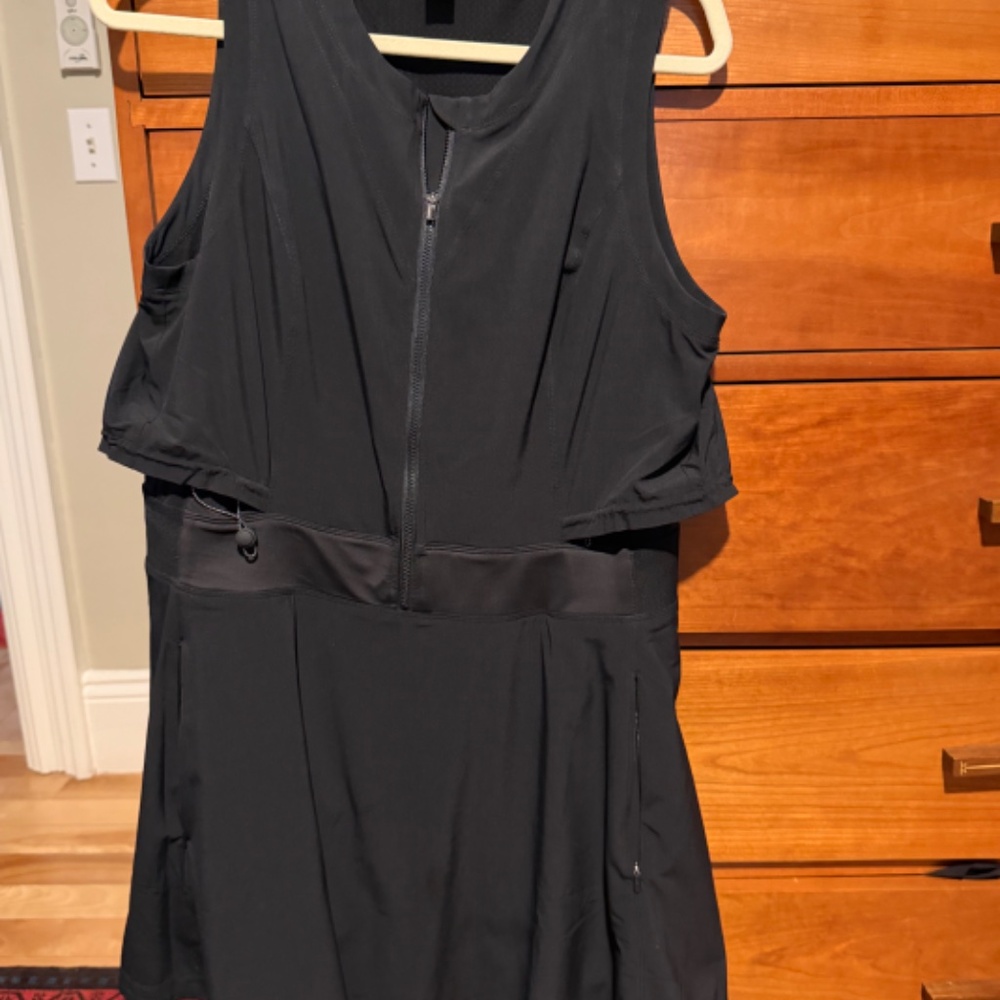 Athleta Venture Out Dress/Romper Size 12 RN54032 - Picture 3 of 8